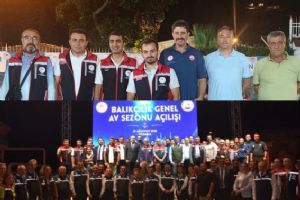 Balıkçılar “Vira Bismillah” diyerek yeni sezona başladı Balıkçılar “Vira Bismillah” diyerek yeni sezona başladı