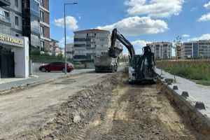 Silivri’de yol bakım ve onarım çalışmaları sürüyor Silivri’de yol bakım ve onarım çalışmaları sürüyor