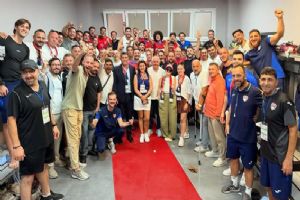 Silivrispor lige güçlü tribün desteğiyle başladı Silivrispor lige güçlü tribün desteğiyle başladı