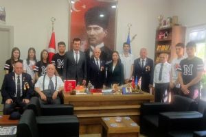 Silivri Mektebim Koleji öğrencileri gazilerin hatıralarına ortak oldu Silivri Mektebim Koleji öğrencileri gazilerin hatıralarına ortak oldu
