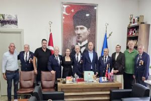 Silivri MHP’den Gaziler Günü öncesi anlamlı ziyaret Silivri MHP’den Gaziler Günü öncesi anlamlı ziyaret