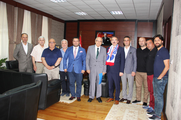 Silivrispor’dan, Bekarlar’a nezaket ziyareti