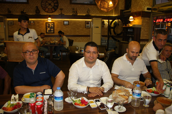 Silivrispor çalışanları iftarda bir araya geldi