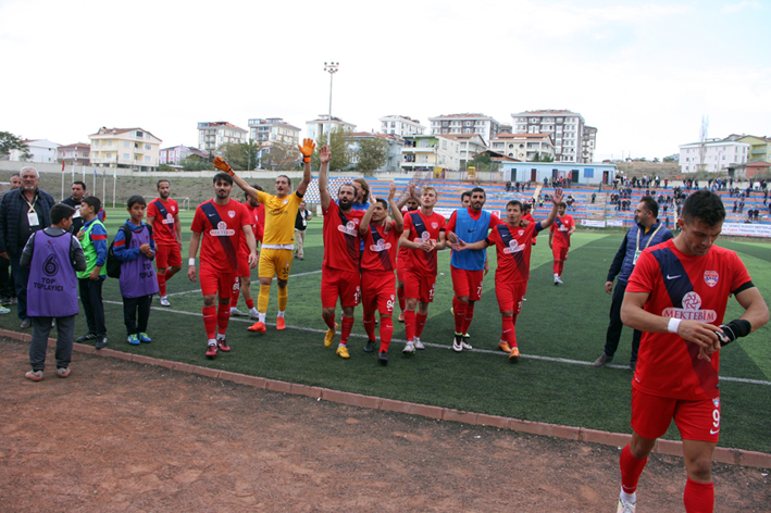 Silivrispor, yenilgisiz takım sever 2-1