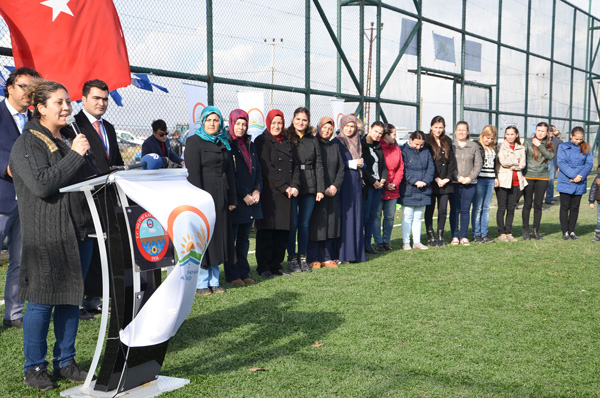 102 adet büyükbaş hayvan dağıtıldı