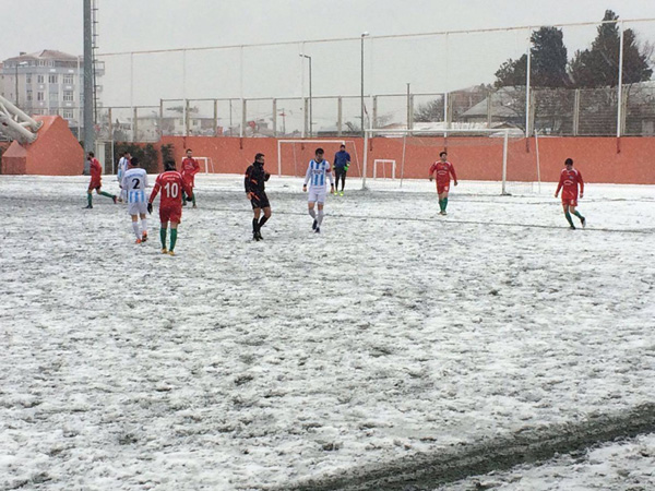 Kavaklıspor umudunu korudu