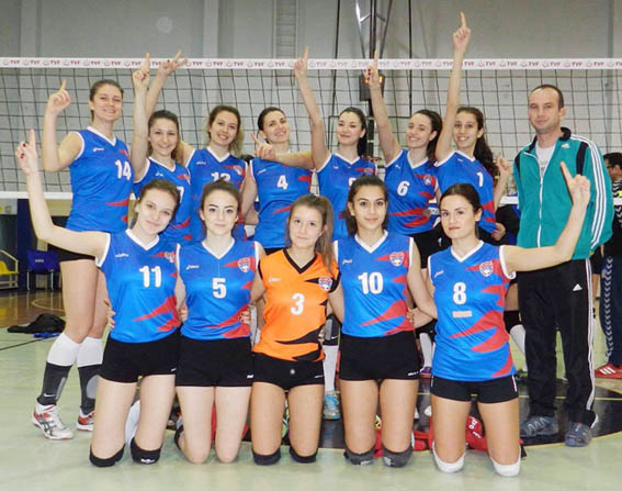 Silivrispor bayan voleybolu 2. Lig yolunda