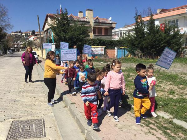 “Otizmi fark et yaşamı paylaş”