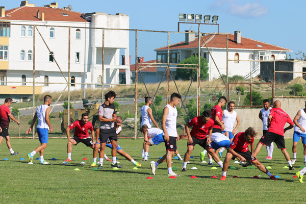 Silivrispor sahasında idmanını yaptı