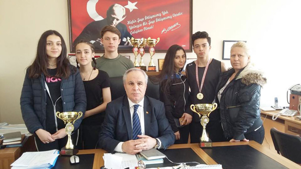 Silivri Lisesi’nden sportif başarılar