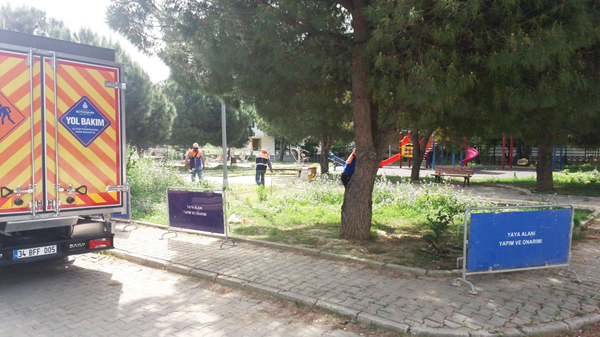 Park ve bahçeleri temizlediler