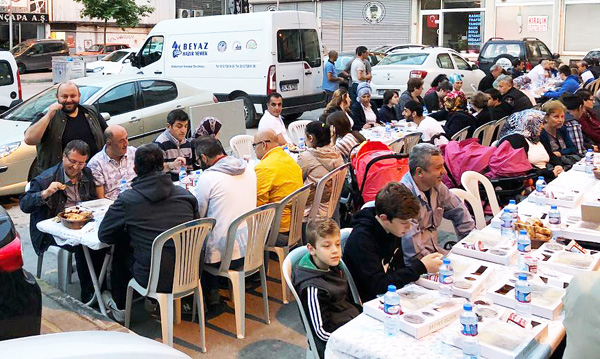 Nejat Soyaslan anısına iftar