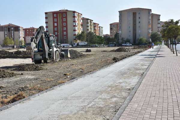 Park çalışmaları sürüyor