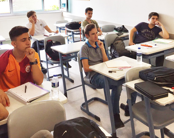 Uğur Lisesi’nde 2. Kariyer Günleri