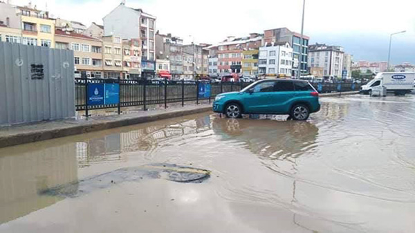 Halide Avlu’dan manidar gönderme