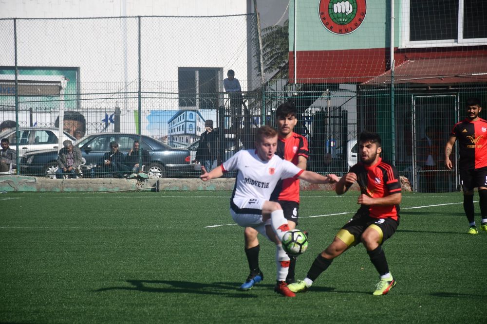 LİDER AÇIK ARA FARKLA KAZANDI: 7-0