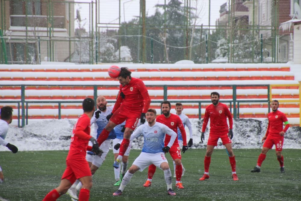 Çatalcaspor’un zirve inadı 1-0