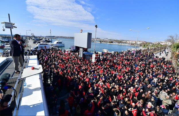 İmamoğlu: Gençlerin hayata umutla baktığı bir İstanbul yaratacağız