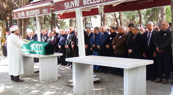 Sürgün, son yolculuğuna uğurlandı