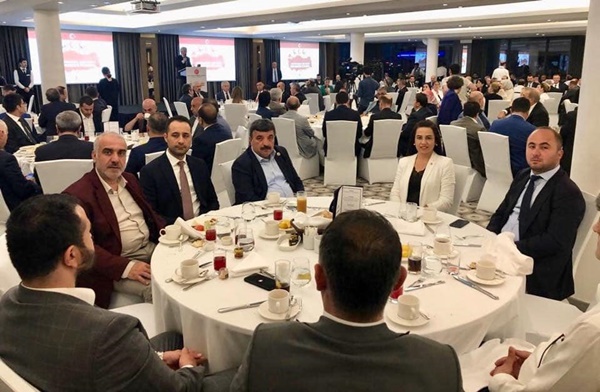 İl Başkanlığı iftarına katıldılar