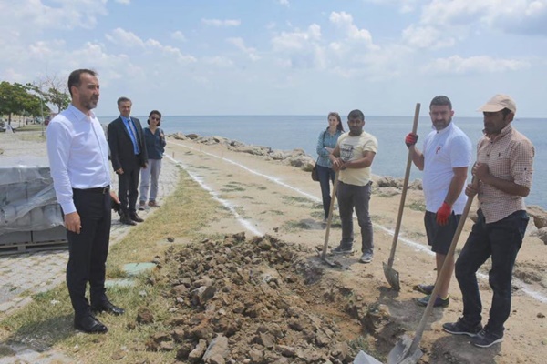 Sahil yürüyüş  yolu çalışması