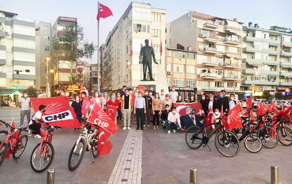 CHP’li gençler 97. kuruluş yıldönümü Bisiklet Turuyla kutladı