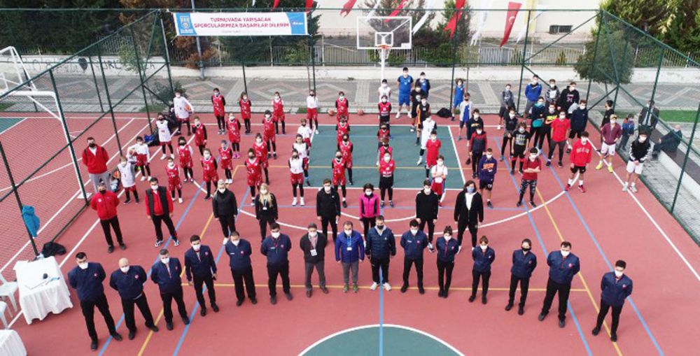 Gençler Basketbol Turnuvası’nda kıyasıya yarıştı