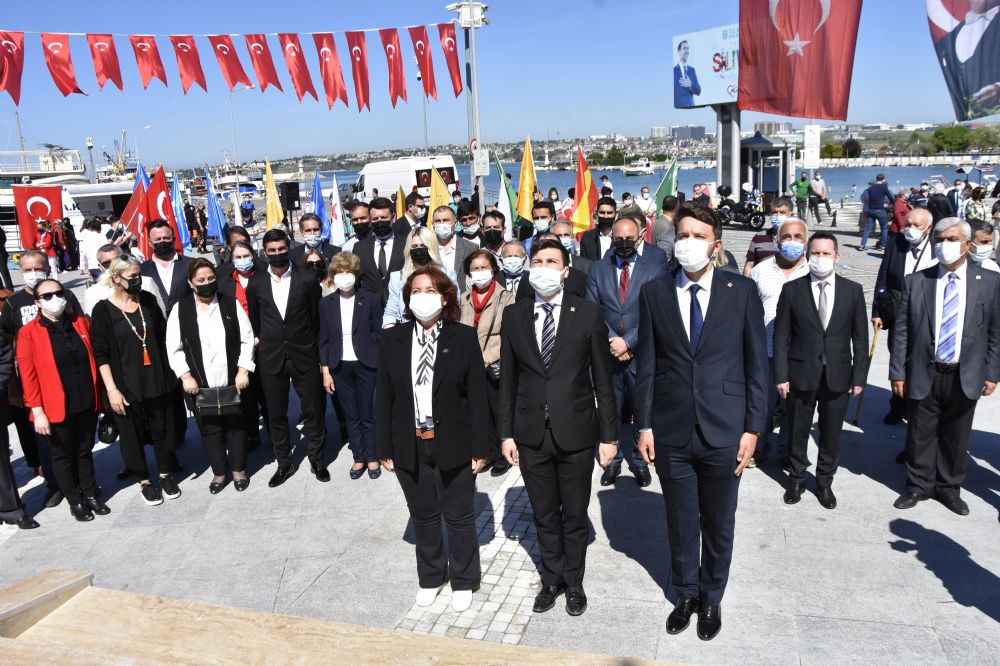 “19 Mayıs, geleceği hedefleyen sürekli bir devrim parolası”