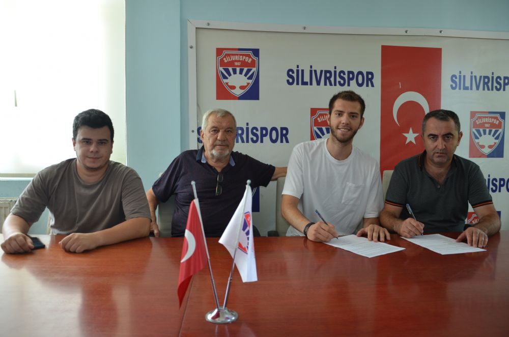 Silivrispor Murat Günal ile kalesini kapattı