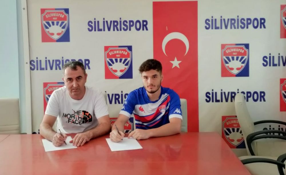 Silivrispor altyapısından A takıma imza