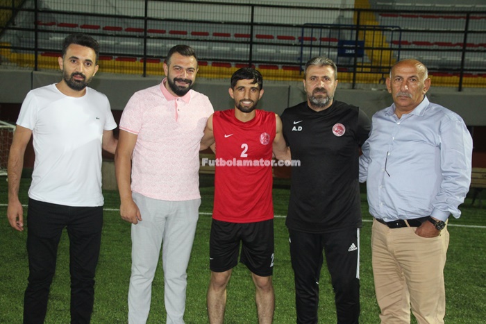 Çekmeköy Alemdağspor iç transferde Medeni Derin ile anlaştı