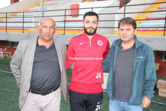 Çekmeköy Belediyesi Alemdağspor golcüsünü buldu