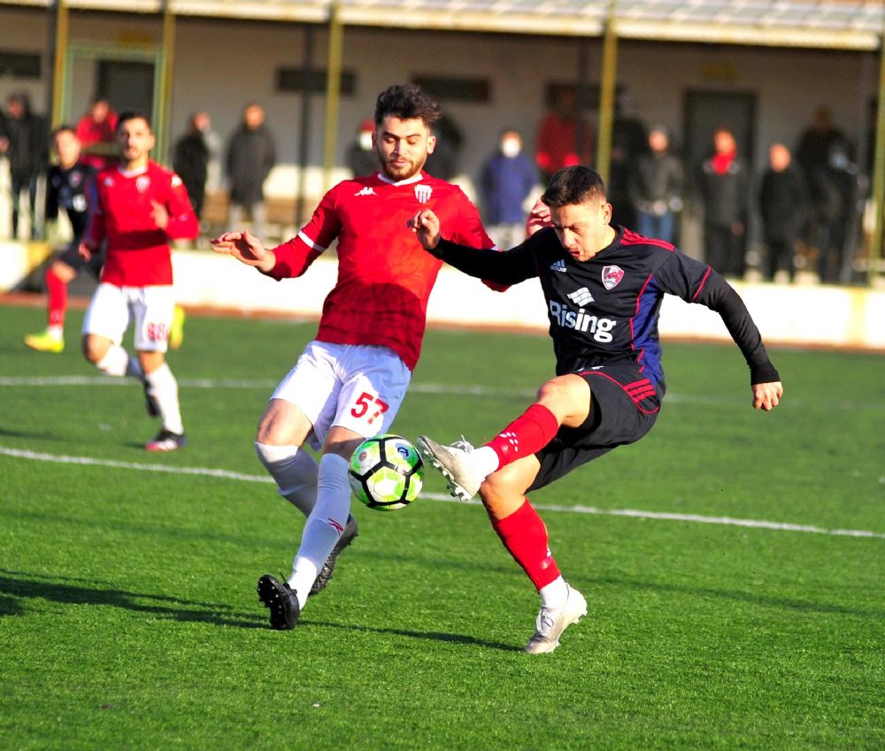 Yükselen Mimarobaspor, ikinci yarıda gürledi: 4-1