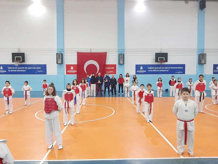 Önemli antrenörlerden, Silivri Taekwondo ailesine ziyaret