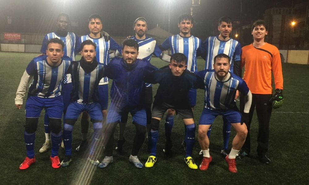 ‘Sezonluk 3 bin liraya futbolcu bulamıyoruz’