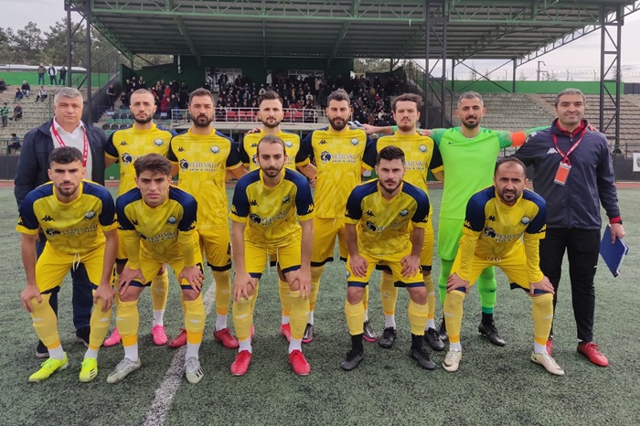 Küçükçekmece Sinopspor Çayırova’dan galibiyetle döndü