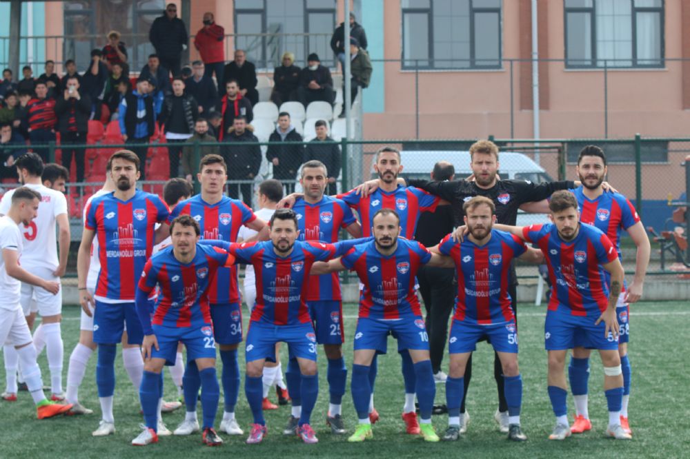 Silivrispor yoluna devam ediyor 2-1