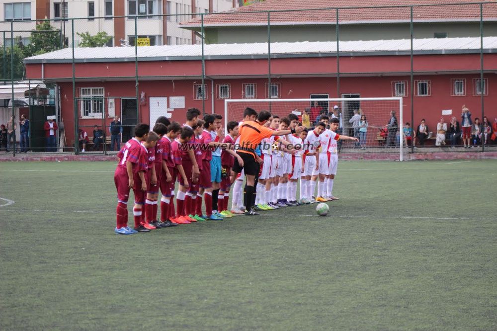 Güngören Güneştepe Stadı da yıkılıyor