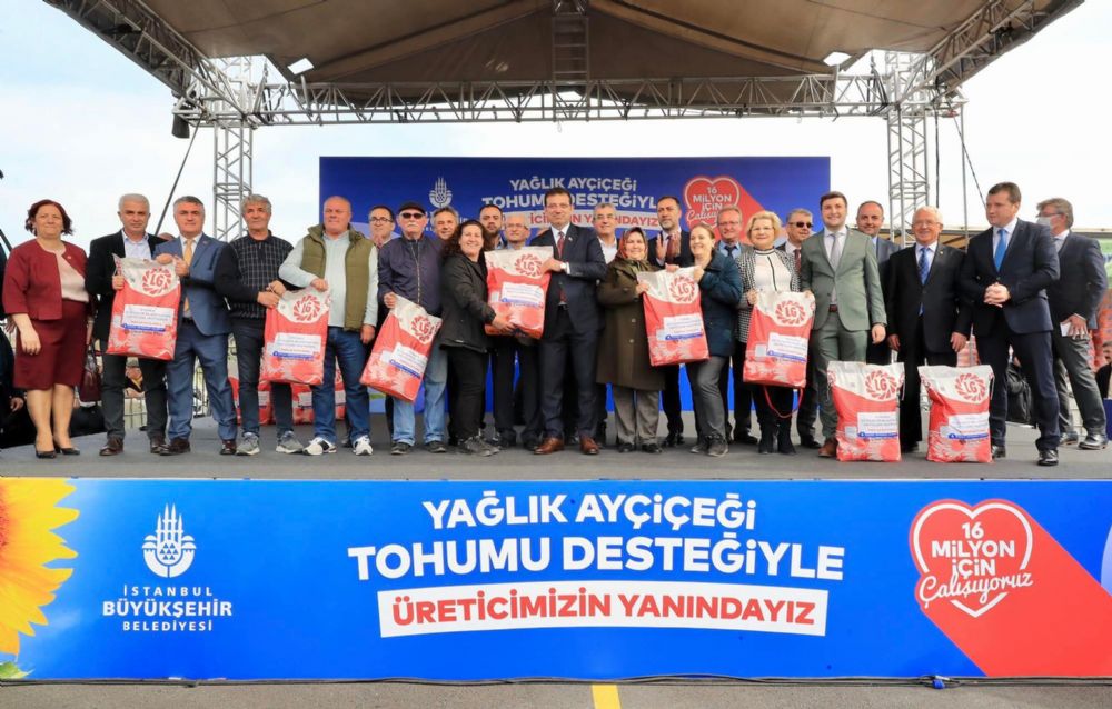 İBB, yağlık ayçiçek tohumu dağıtımını Silivri’den başlattı!