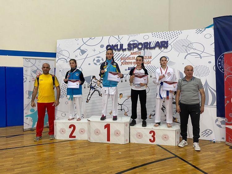 Odak öğrencisi Karate’de Türkiye 1.’si oldu