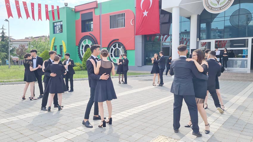 TÜRAM gençlerinden coşku dolu 19 Mayıs