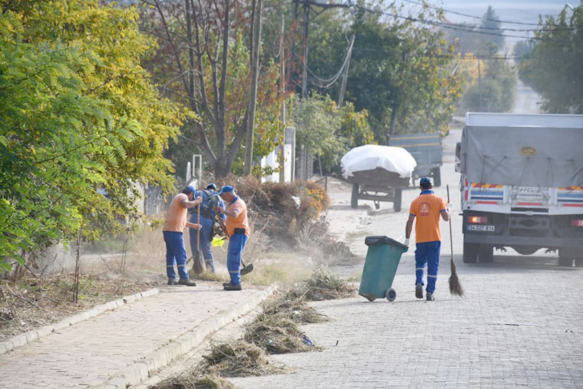 Çeltik’te sonbahar temizliği