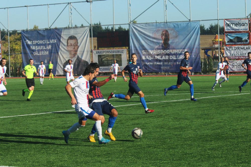 Silivrispor evinde farka koştu 7-1