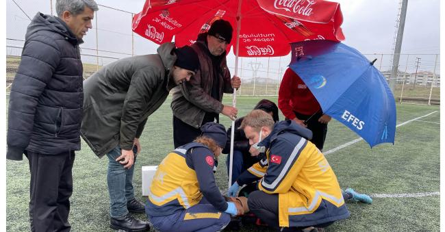 Genç futbolcu ölümden döndü!