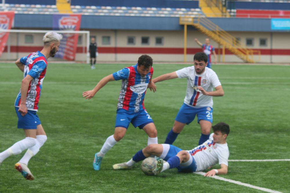 Silivrispor bir rakibini daha devirdi 5-0