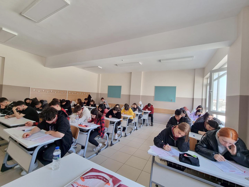 Necip Sarıbekir Lisesi’nde deneme sınavı