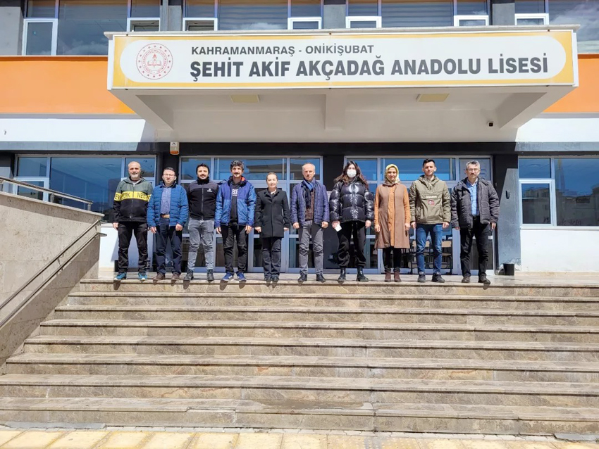 Sarıbekir Lisesi ekibi, deprem bölgesinde