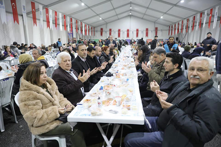 Nakipoğlu ailesine teşekkür