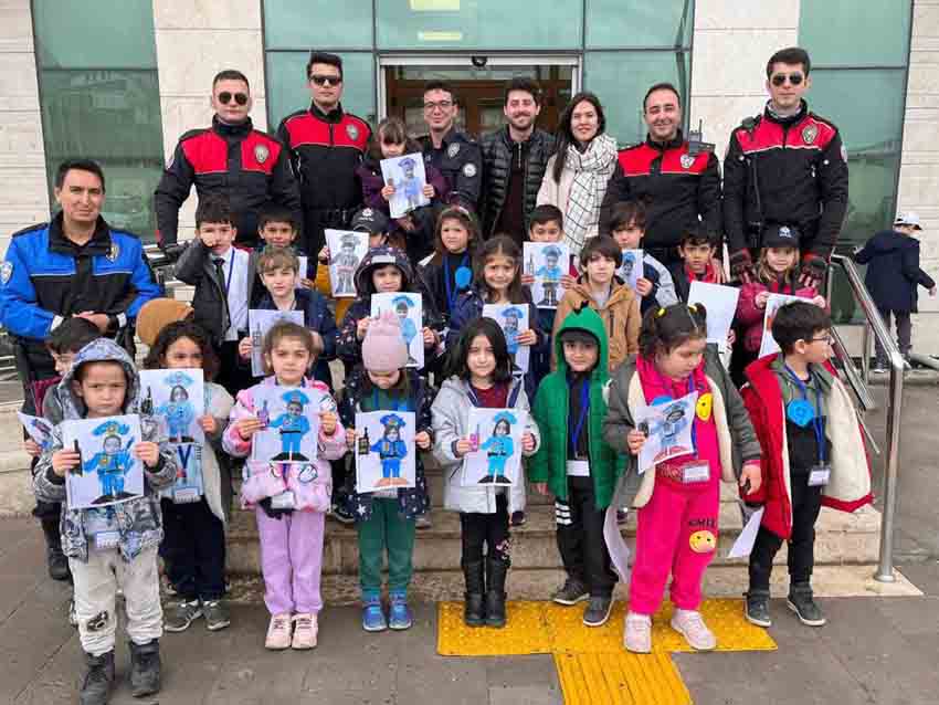 Polis mesleğini mensuplarından dinlediler