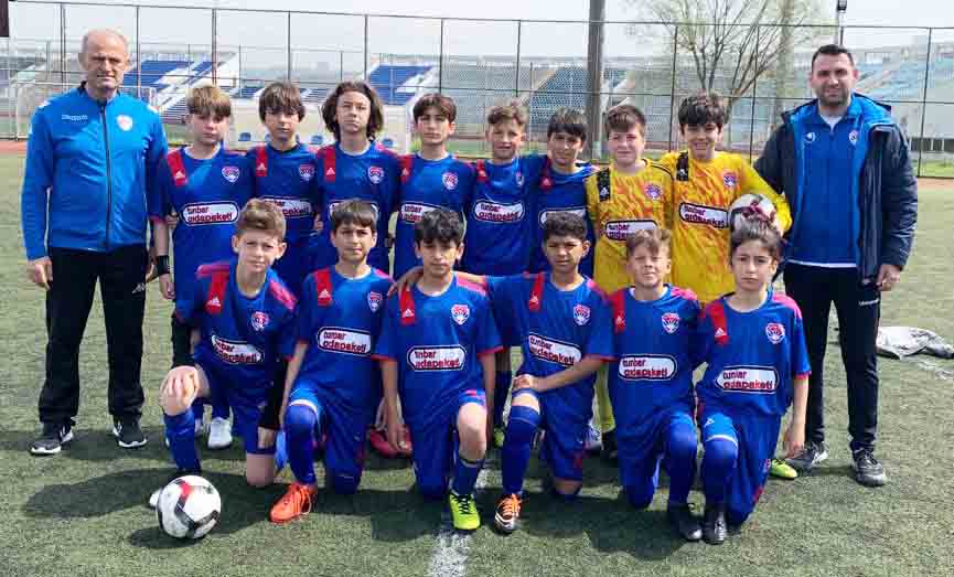 Silivrispor U-12 takımı hafta sonu 3 puanı kaptı